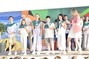 🎓✨ Graduación de Nuestros Mayores🎓✨