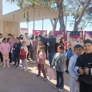 Actuación del alumnado de Primaria en el día del flamecon