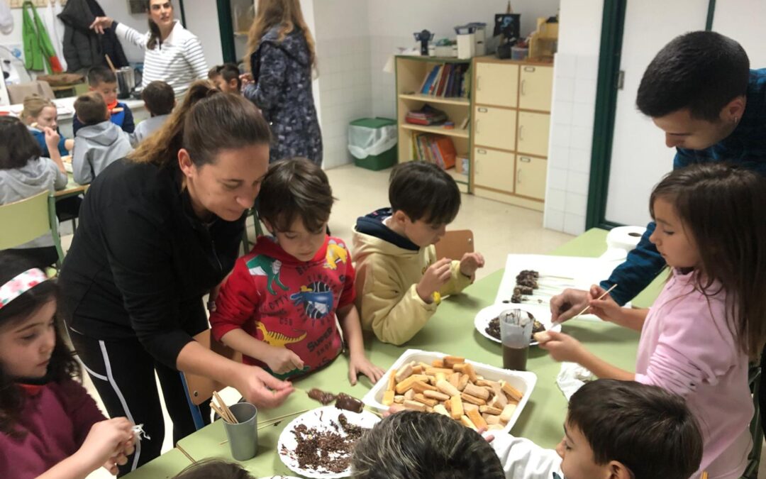 ¡Menuda merienda de convivencia hemos tenido hoy! 🥳🍩