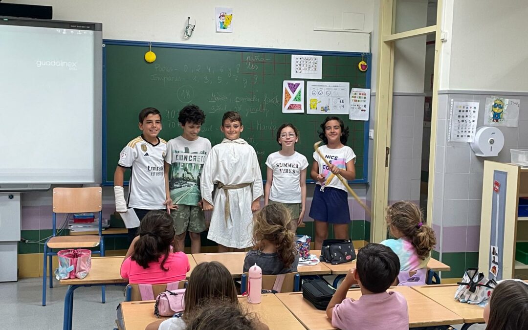 Teatro de 4ºC y 4ºD para 1ºA. Cursos de 4º y 1º