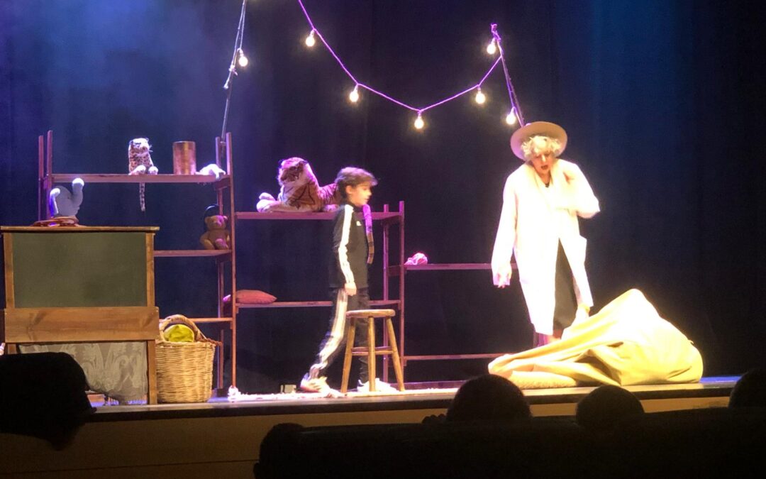 Teatro de la Feria del Libro de Tomares. Cursos de 3º y 4º