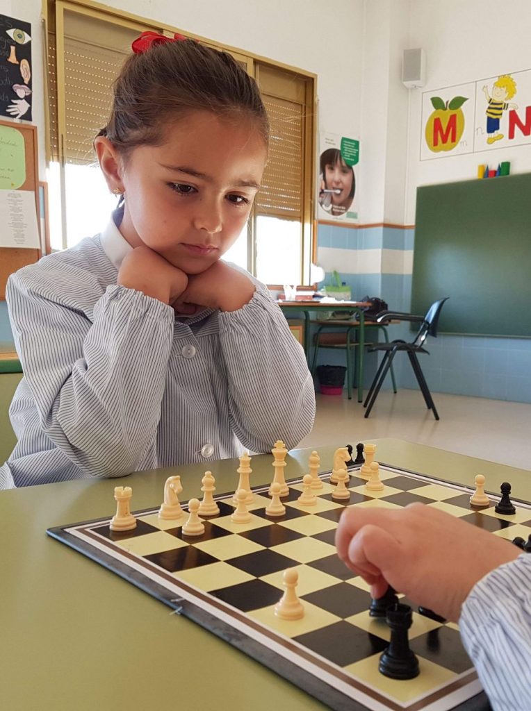 7 beneficios del ajedrez en niños