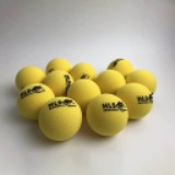 Imagen de varias pelotas de blind tennis amarilla