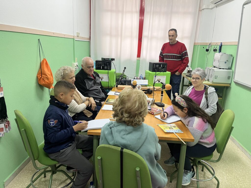 Club lectura mayores conociendo para hacer entrevista 3