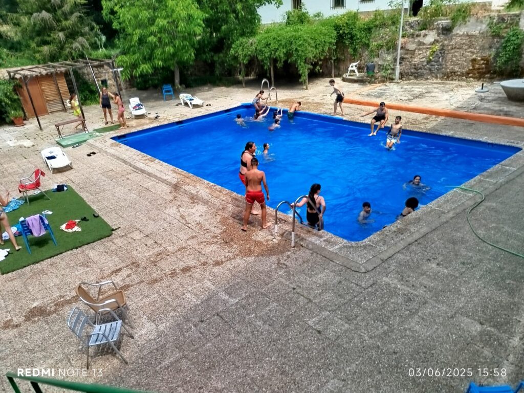 fa1f8527-5ddc-4764-998b-c7fe31672ffc
