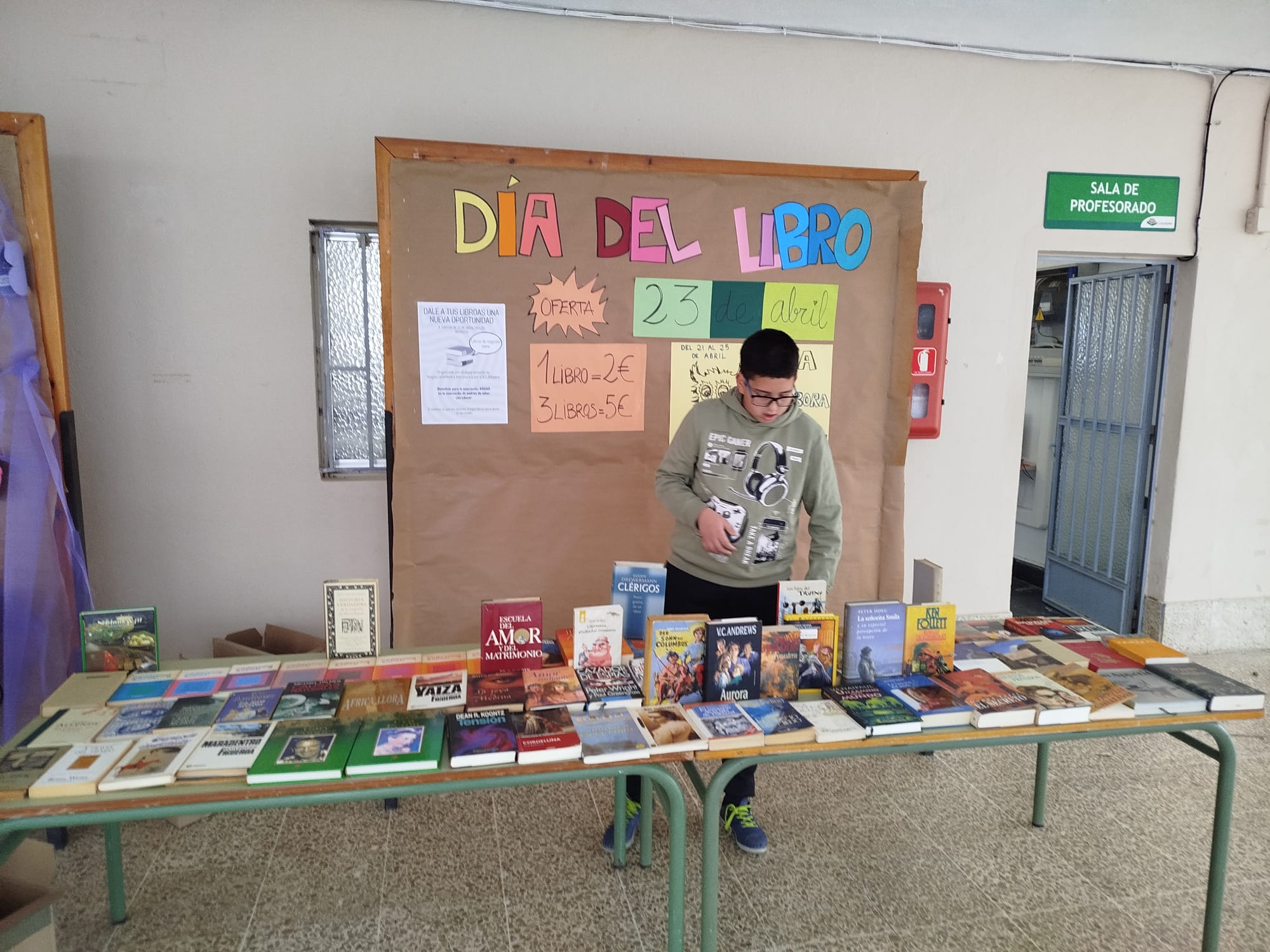 Mercadillo Solidario de Libros – Semana del Libro - IES Alhadra