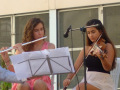 1_Ceremonia-Graducación-VIII-Promoción-21.6.2012-María-Lopez-flauta-y-Sofía-Fernández-violín-en-un-momento-de-su-actuación