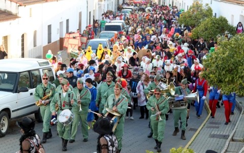 fiestacarnaval.jpg_1055712919