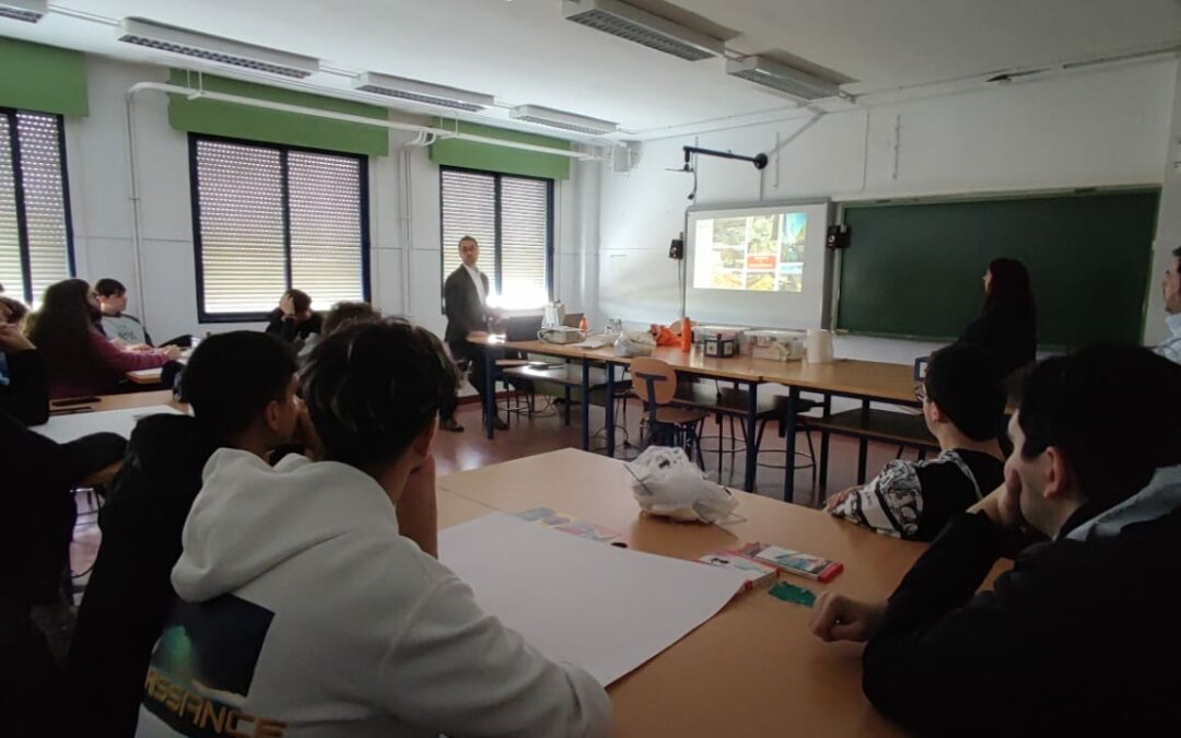 Gymkhana de emprendimiento con el alumnado del CFGM SMR