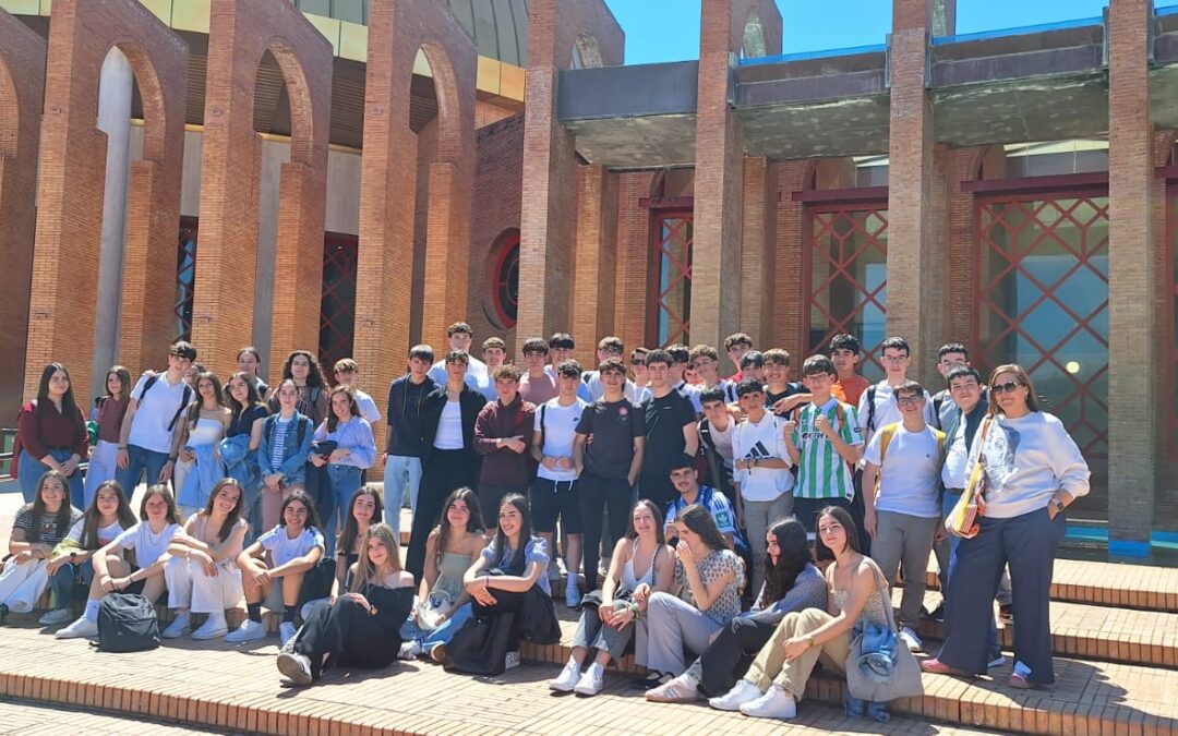 Visita a la Feria FIBES de la Ciencia en Sevilla