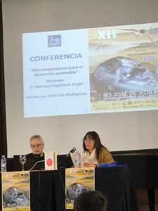 PRESENTACIÓN DEL DR. ESPINOSA