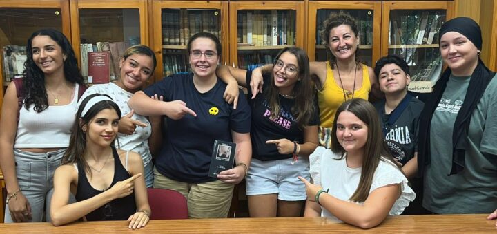 Club de lectura juvenil IES Martiricos: "Entre páginas y pasiones"