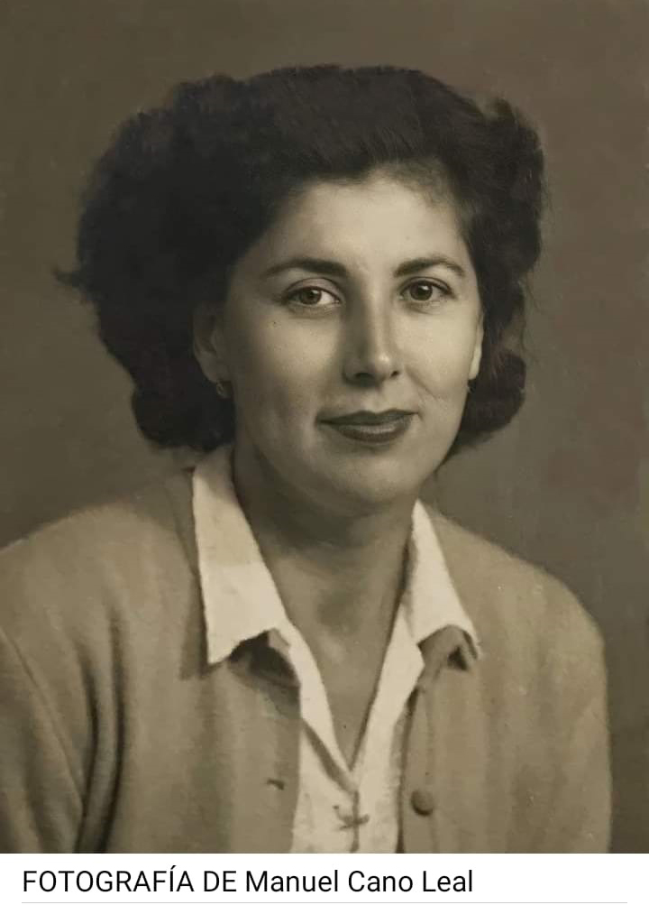 ANITA MARISCAL MATRONA Los Tesoros de la Isla de León ANITA MARISCAL MATRONA Los Tesoros de la Isla de León